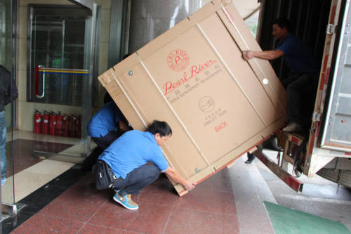 乌当钢琴贵重工艺品无忧运